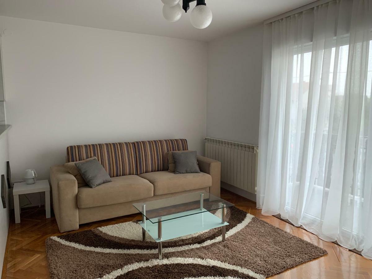 Apartman Madape Sesvete Exterior foto